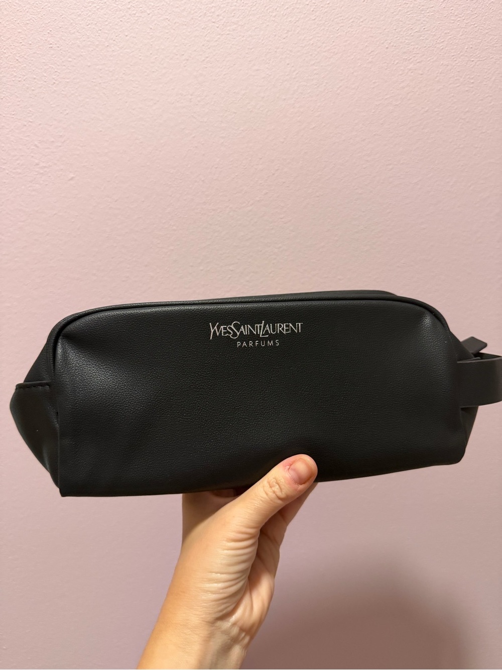 Yves Saint Laurent men beauty travel set - Picture 2 of 2